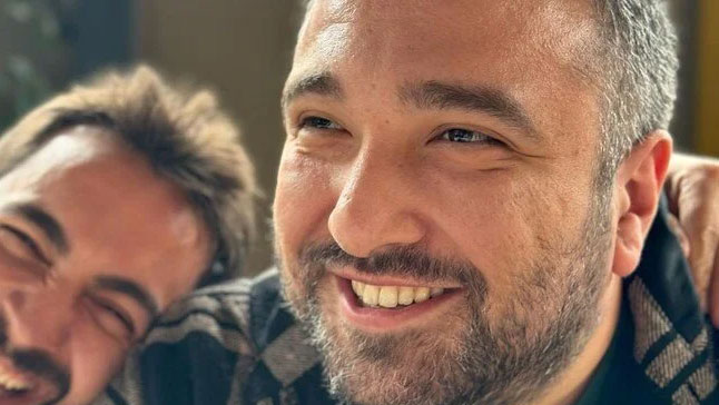 Oyuncu Özgür Turhan sahneden düştü