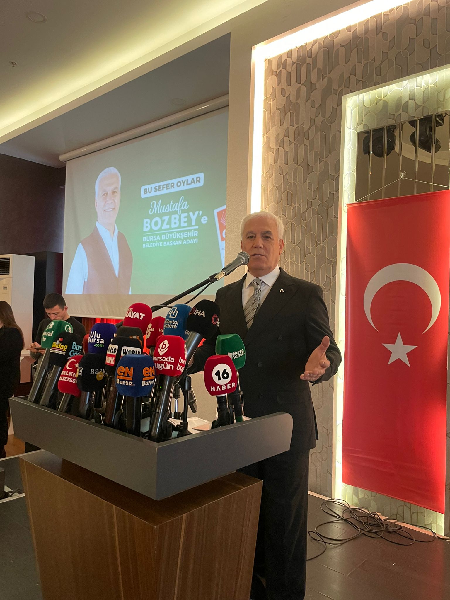 CHP Bursa Adayı Mustafa Bozbey; ‘Kentsel dönüşümü 23 noktada planlıyoruz’