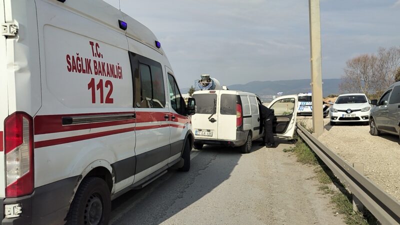 Bursa’da acı son! Park halindeki araçta bulundu Bursa'nın Orhangazi ilçesinde yol kenarında park halindeki hafif ticari araçta