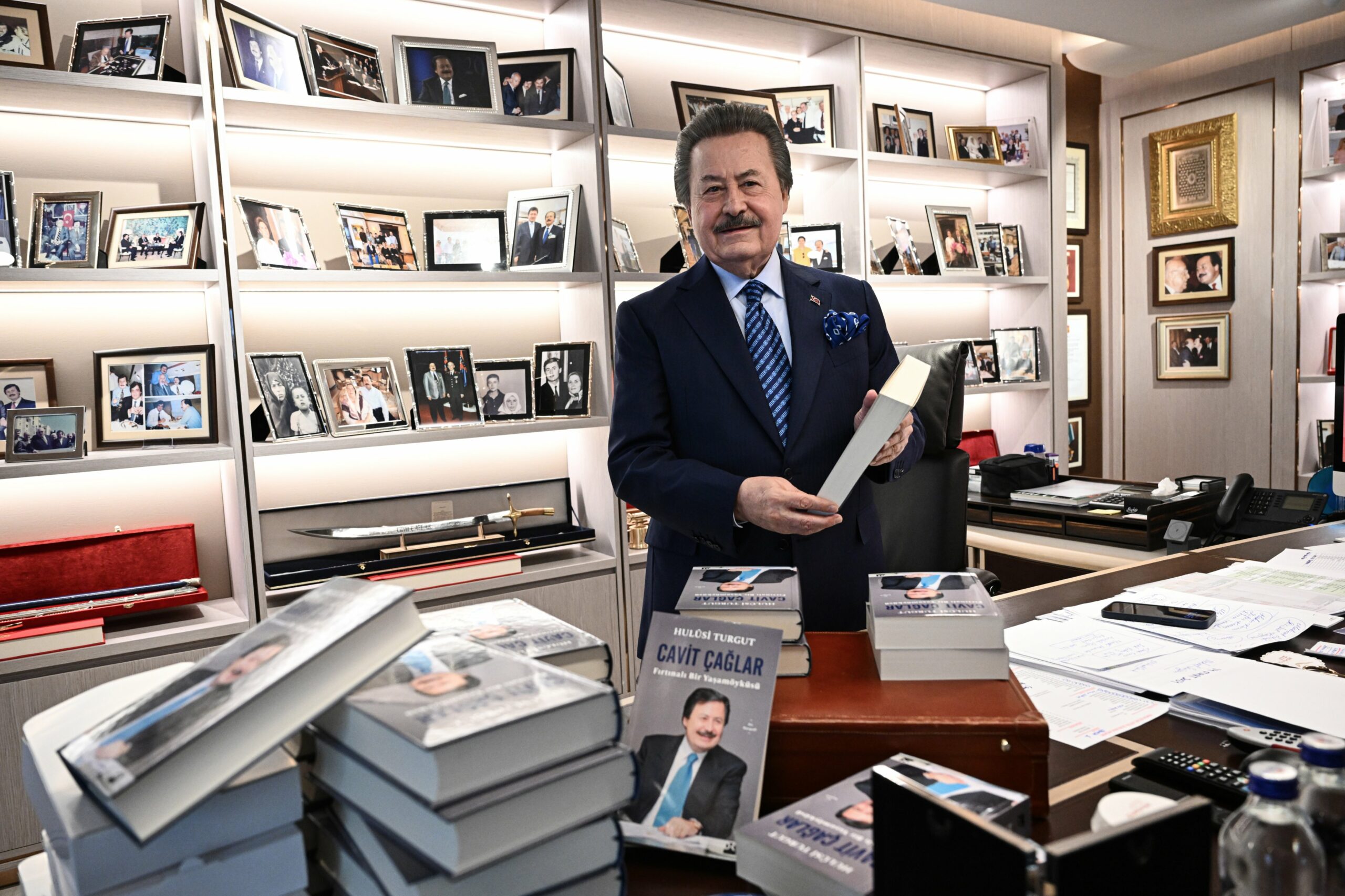 Suyun ötesinden başlayan fırtınalı hayat: CAVİT ÇAĞLAR