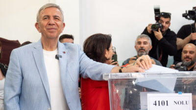 Ankara Büyükşehir Belediye Başkanı Yavaş, oyunu kullandı