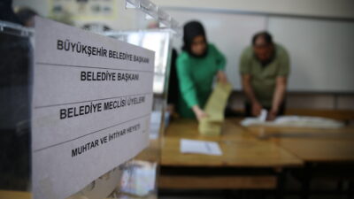 Türkiye seçimini yaptı! Sandıklar kapandı, oy sayımına geçildi…