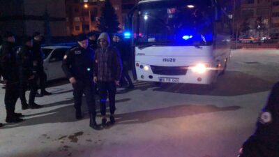 Bursa’da 30 kaçak göçmen yakalandı