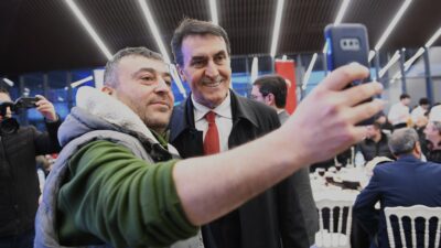 Dündar: “Esnafımızın her zaman yanında olduk”