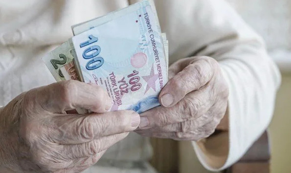Emeklilerin promosyon başvuru tarihleri belli oldu