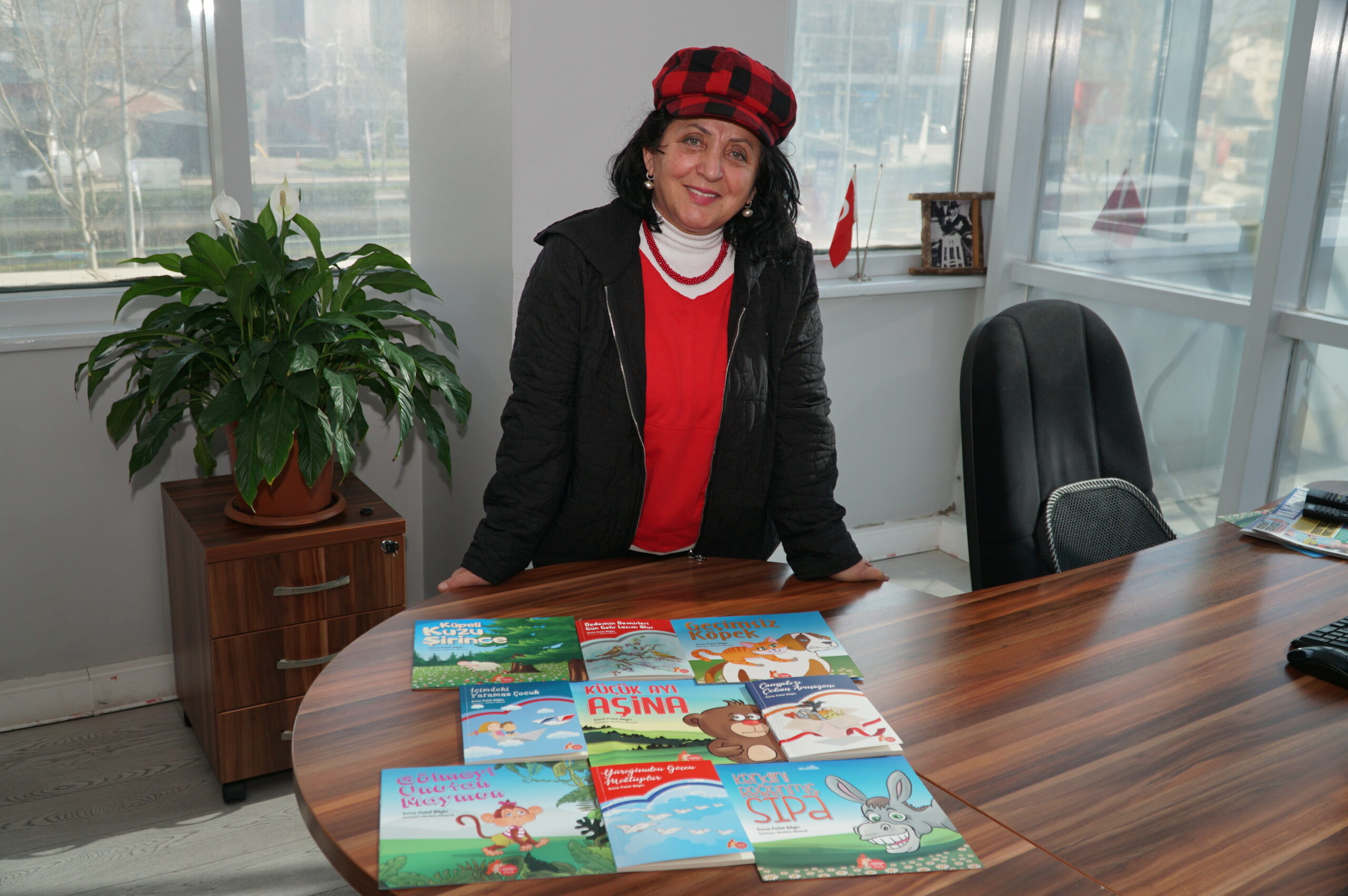 ‘Çocukluğumu okurlarımla buluşturuyorum’ ‘Çocukluğumu okurlarımla buluşturuyorum’