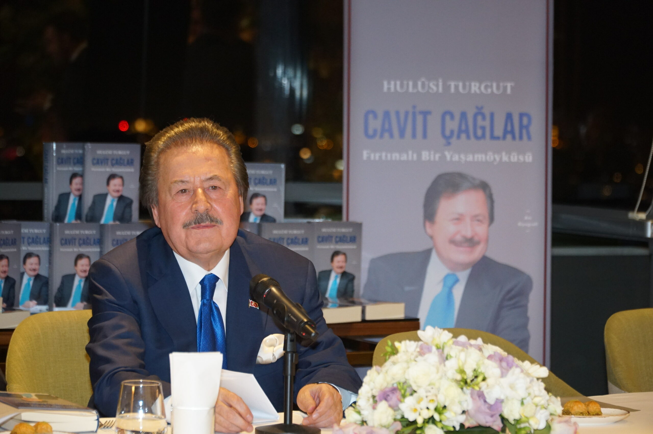 Devlet eski Bakanı Cavit Çağlar’ın ‘Fırtınalı Bir Yaşamöyküsü’ Devlet eski Bakanı Cavit Çağlar’ın ‘Fırtınalı Bir Yaşamöyküsü’