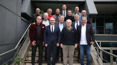 Bursaspor’a Prof. Dr Süleyman Şahin’den önemli ziyaret; ‘Kulübümüzün her zaman yanındayız’