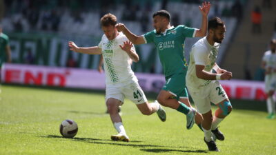 Bursaspor’a evinde büyük şok! Bu kadar gol kaçarsa…