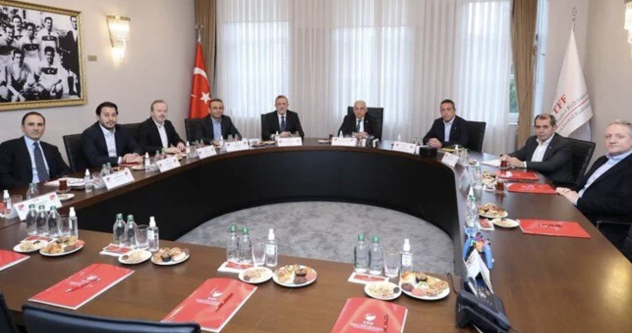 Futbolda yayın ihalesi sonuçlandı! İşte sezonluk verilecek rakam