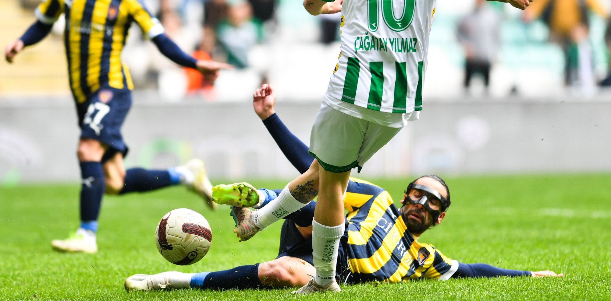 Bursaspor’dan bu pozisyona tek cümlelik açıklama!