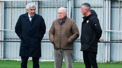 Bursaspor Başkanı Sinan Bür’den flaş transfer açıklaması; ‘Düşsek de kalsak da…’