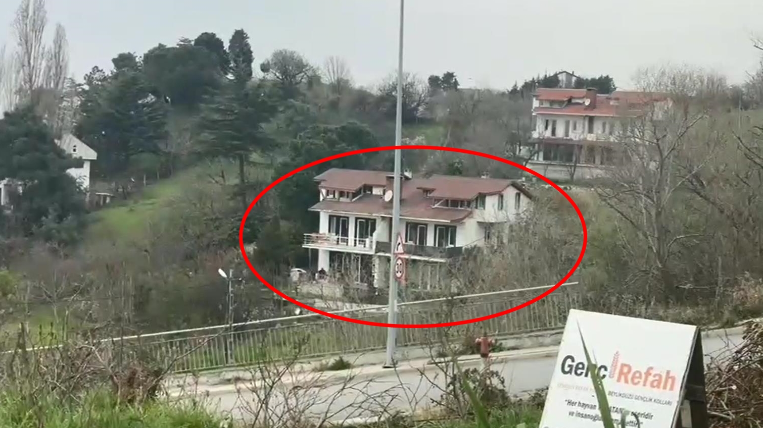 Bursa’da sahte polisler villada yakalandı