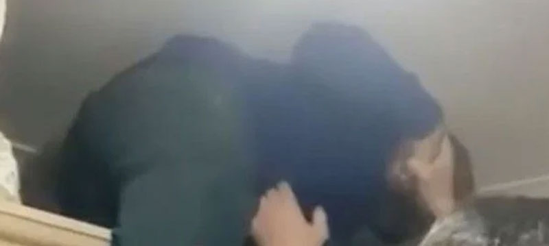 100 yıl hapis cezası bulunan adam gardırobun üzerinde yakalandı