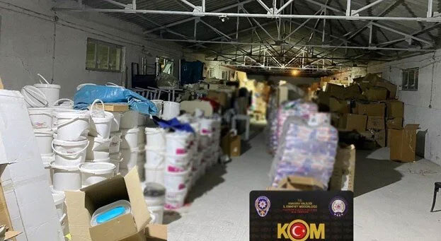 Ankara’da 35 ton kaçak deterjan ele geçirildi