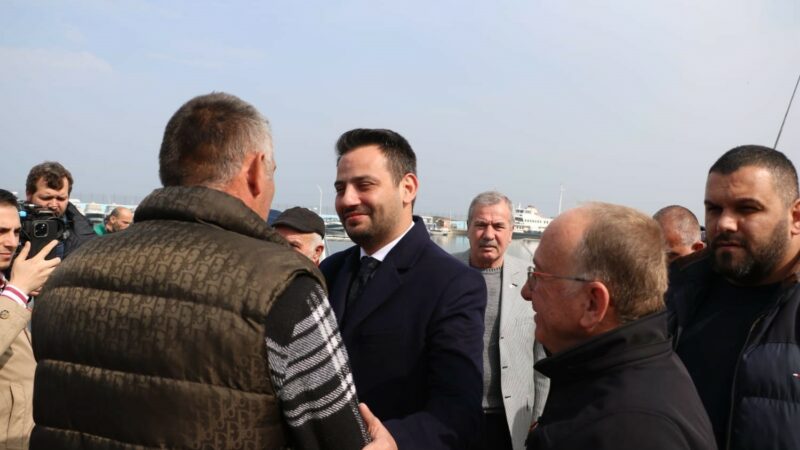 Başkan Adayı Gökhan Dinçer: “Herkesin belediyesi olacak” AK Parti Mudanya Belediye Başkan Adayı Gökhan Dinçer, "Kurumlar ve