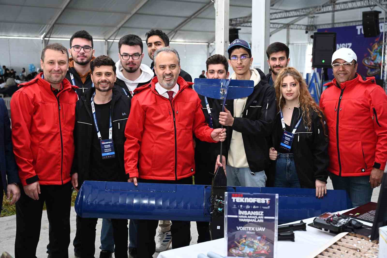 Başkan Aktaş: Bizim aşkımız da sevdamız da Bursa Başkan Aktaş: Bizim aşkımız da sevdamız da Bursa