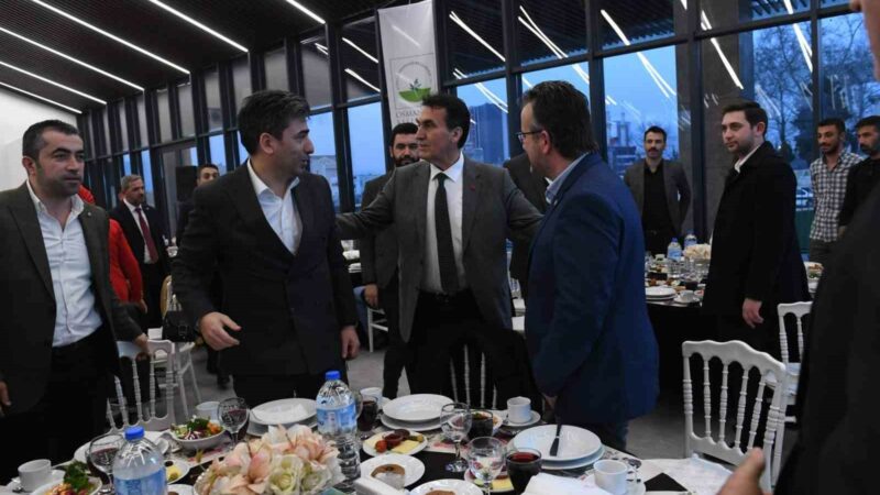Başkan Dündar, MHP teşkilatıyla iftar yemeğinde buluştu Cumhur İttifakı Osmangazi Belediye Başkan Adayı ve Osmangazi Belediye Başkanı