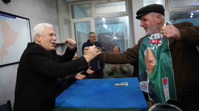 Cumhuriyet Halk Partisi Bursa Büyükşehir Belediye Başkan Adayı Mustafa Bozbey,