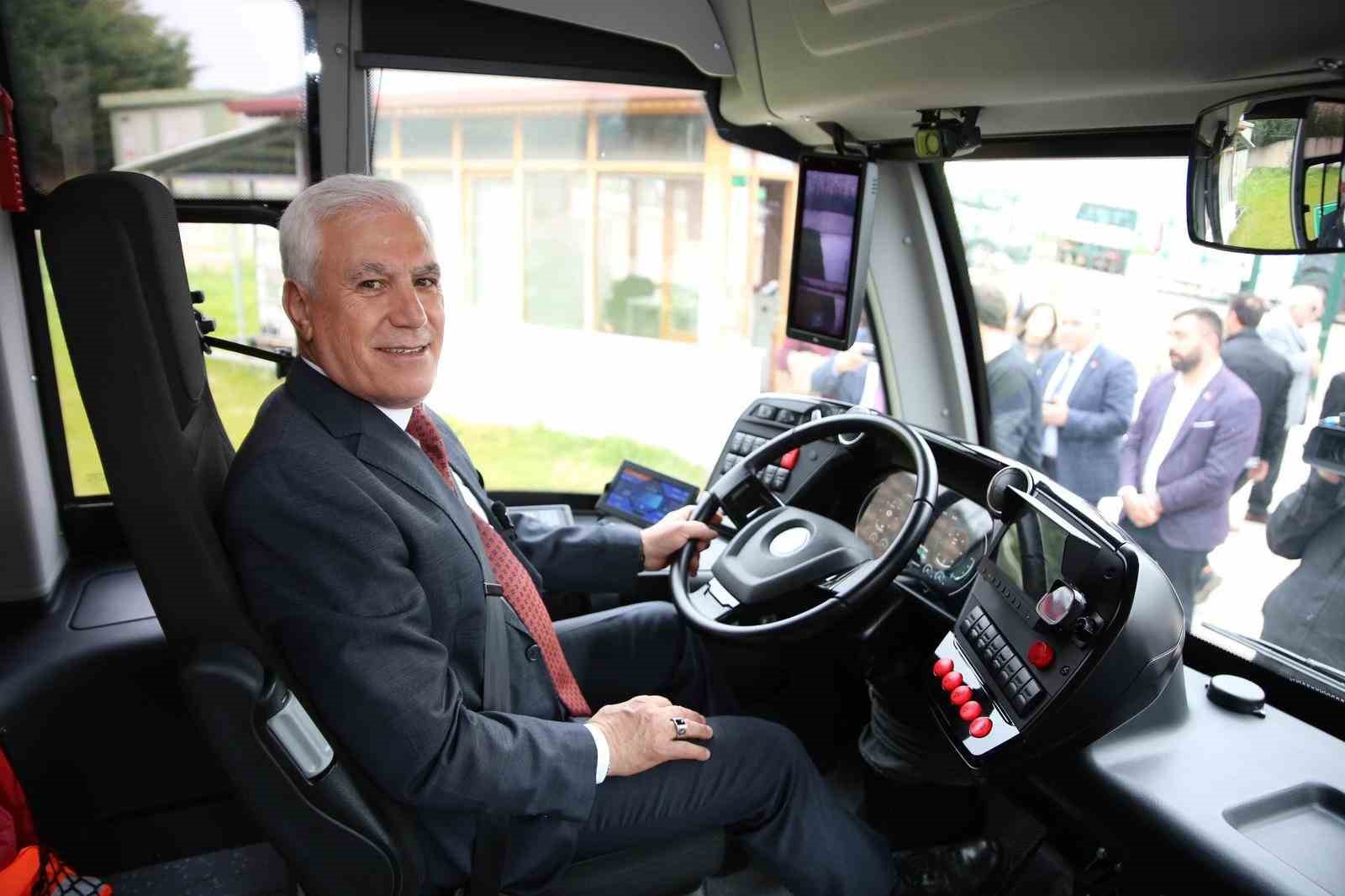 CHP’nin Bursa adayı Bozbey’den metrobüs açıklaması