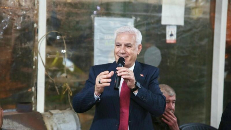 Bozbey İznik’te Bursa Büyükşehir Belediye Başkan Adayı Mustafa Bozbey’in seçim çalışmaları çerçevesinde