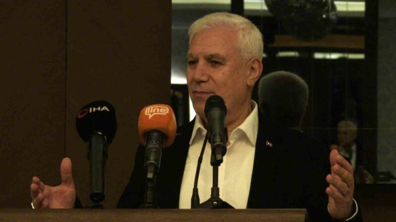 CHP’nin Bursa adayı Bozbey: Önce sandıklara sahip çıkacağız, sonra kutlamalarda buluşacağız CHP'nin Bursa Büyükşehir Belediye Başkan Adayı Mustafa Bozbey, sandık güvenliği