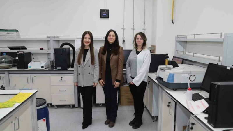 Elektrikli araçların o sorununa BTÜ’den proje Bursa Teknik Üniversitesi (BTÜ) akademisyenleri, elektrikli araçların şarjının daha uzun