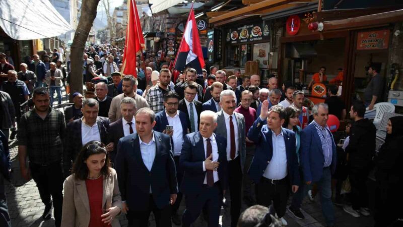 Bursa, Bozbey’i bağrına bastı Türkiye’de Pazar günü gerçekleşecek yerel seçimler öncesi Bursa Büyükşehir Belediye
