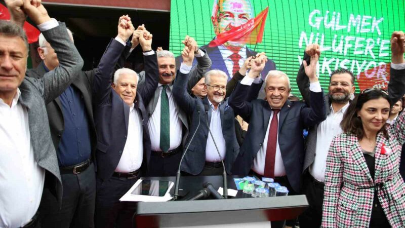 Cumhuriyet Halk Partisi Bursa Büyükşehir Belediye Başkan Adayı Mustafa Bozbey,