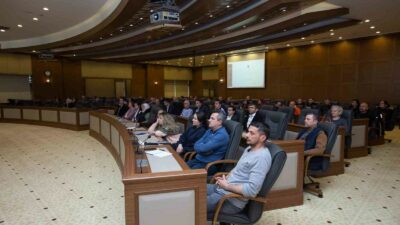 Büyükşehir personeline e-Belediye bilgi sistemi eğitimi