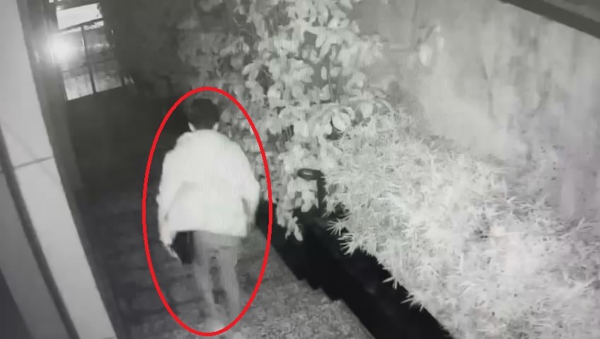 Bursa’da televizyon hırsızı kamerada