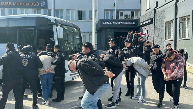   Bursa merkezli 4 ilde düzenlenen fuhuş operasyonunda gözaltına alınan