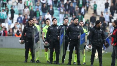 Bursaspor’u yakan hakemlerle ilgili flaş karar!