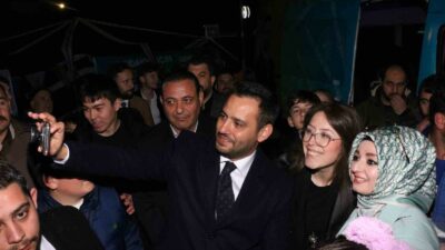 AK Parti’nin Mudanya adayı Gökhan Dinçer’e sevgi seli