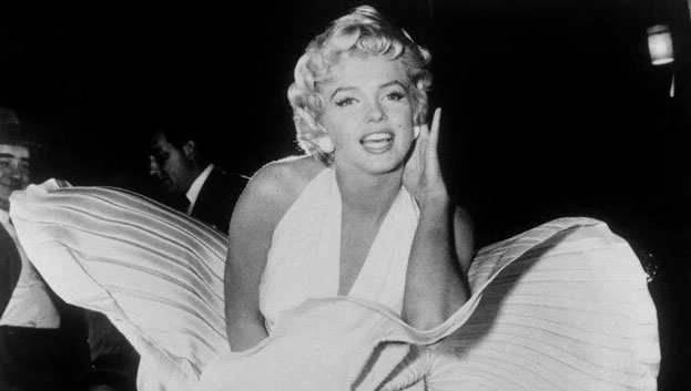 Hollywood yıldızı Marilyn Monroe’nun mezarının yanı satışa çıkıyor