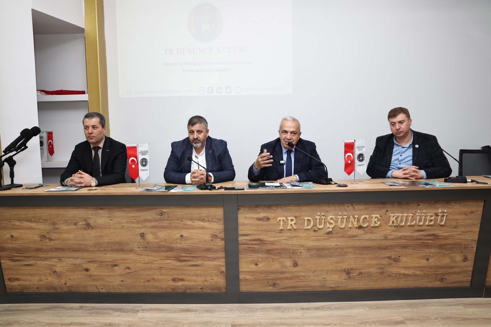 CHP Nilüfer Adayı Şadi Özdemir: ‘Nilüfer’de artan iç göç, sorunları çoğalttı’ CHP Nilüfer Adayı Şadi Özdemir: ‘Nilüfer’de artan iç göç, sorunları çoğalttı’