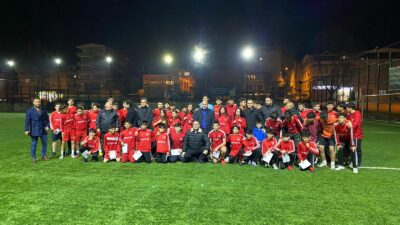 Bursa Emniyetspor’dan sporcularına anlamlı destek