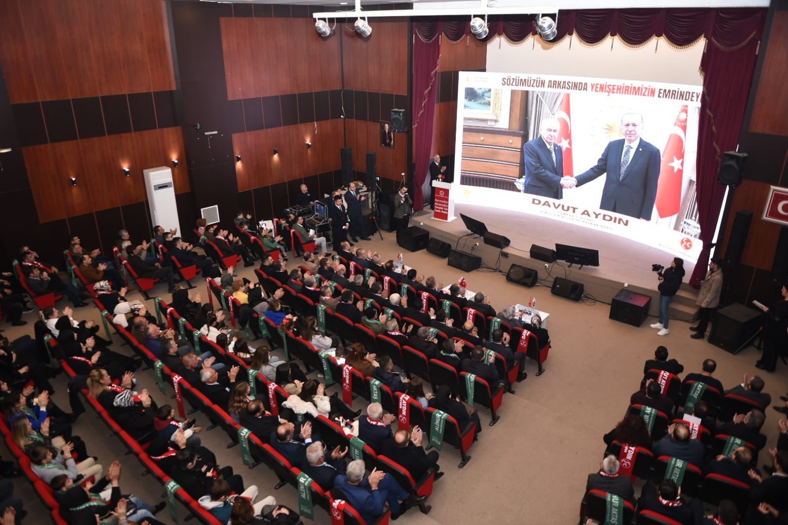 Davut Aydın’dan gövde gösterisi Davut Aydın’dan gövde gösterisi