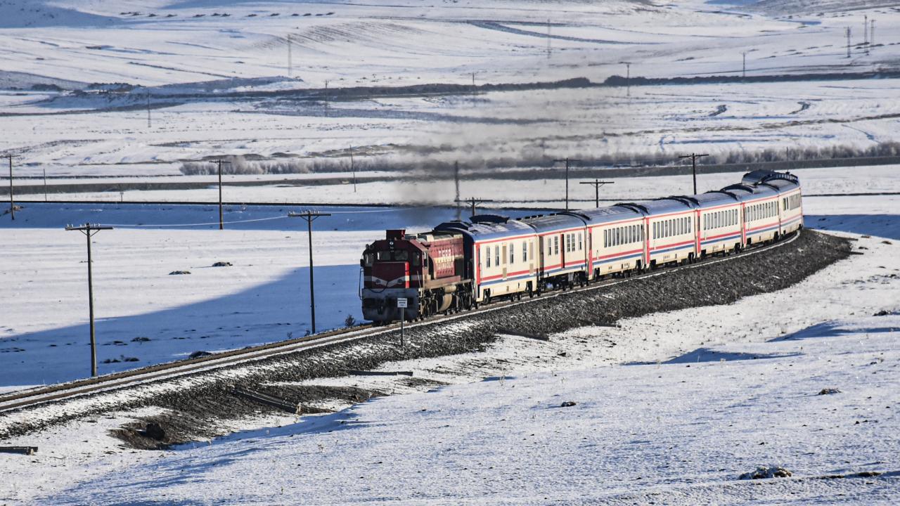 Turistik trenlere iki rota daha eklendi Turistik trenlere iki rota daha eklendi