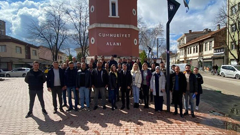 Bursa Yenişehir’de Hayvan Refahı Eğitimi Programı düzenlendi Bursa İl Tarım ve Orman Müdürlüğü personeli tarafından Yenişehir'de, büyükbaş