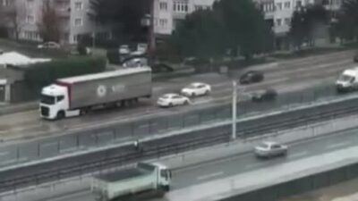 Bursa’dan akıl almaz görüntüler! Ters şeritte böyle ilerledi