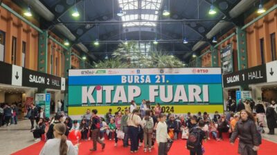 Bursa’da kapılarını açan 21. Kitap Fuarı, hafta sonunda ziyaretçi akınına