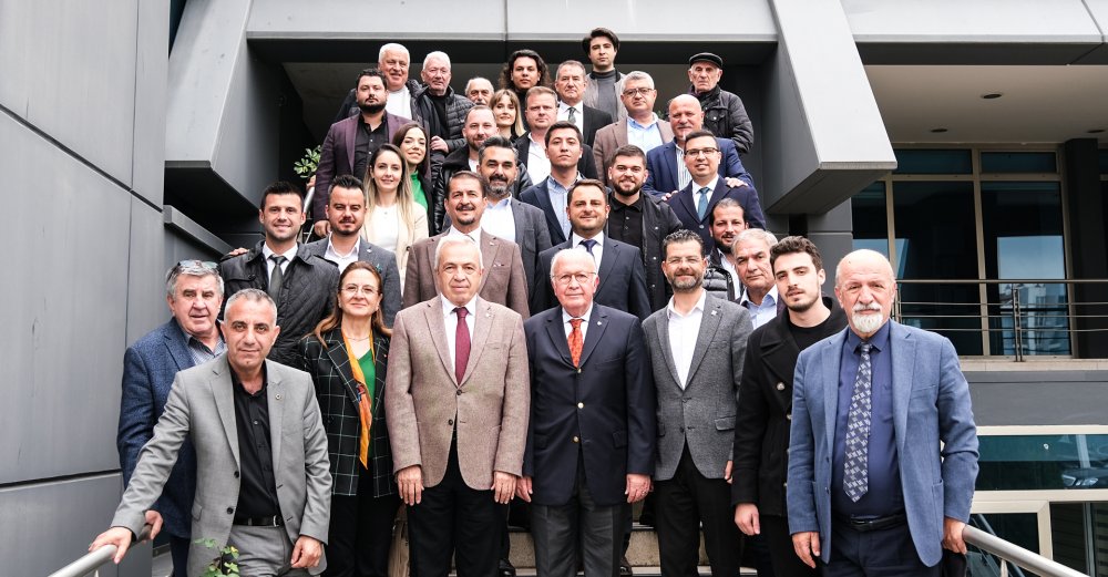 CHP’nin Nilüfer adayı Şadi Özdemir’den Bursaspor’a ziyaret