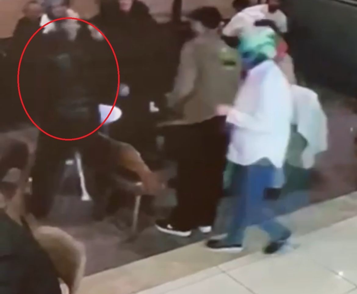 Bursa’da o anlar kamerada! 1 yaşındaki çocuğun hayatını kurtardı