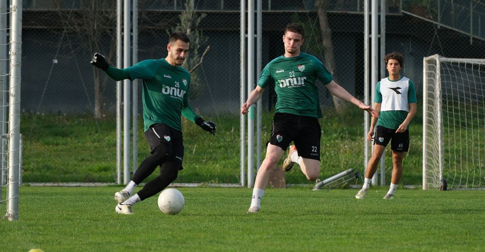 Bursaspor’da tempo artıyor Bursaspor’da tempo artıyor
