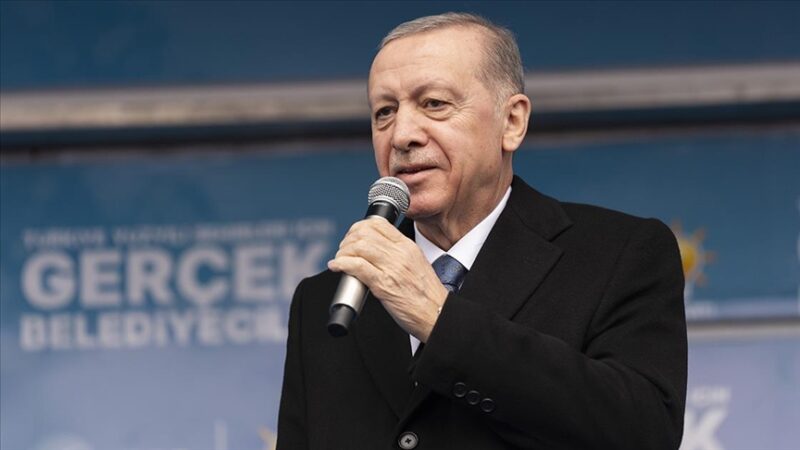 Cumhurbaşkanı Recep Tayyip Erdoğan, cumartesi günü siyasetin gündemini değiştiren "Bu