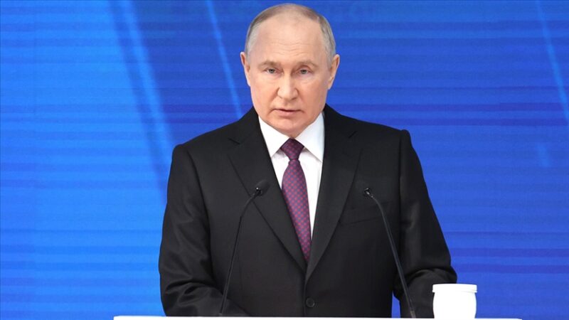 Rusya’da seçim: Putin yeniden devlet başkanı