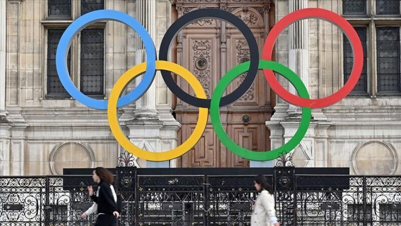 Rusya, Uluslararası Olimpiyat Komitesinin (IOC), Rus ve Belaruslu atletlerin Paris'te