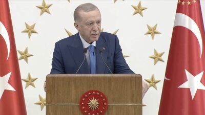 Cumhurbaşkanı Erdoğan ilk iftarı şehit aileleriyle yaptı