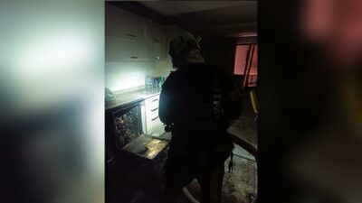 Denizli’de ev yangını: 4 kişi hastanelik oldu